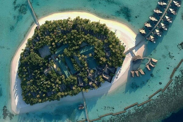 Vakarufalhi Island Resort Maldives